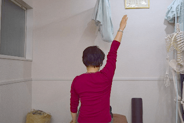 40肩で腕上げられず)。その2